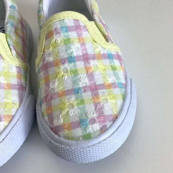 \Cat & Jack\ NWT Floral Plaid Keagan Slip Ons - Picture 3 of 10